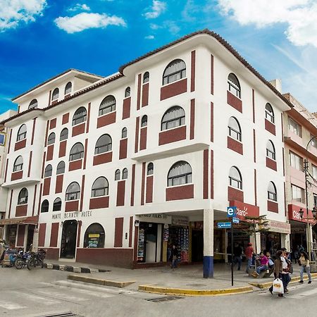 Monte Blanco Hotel 瓦拉斯 外观 照片